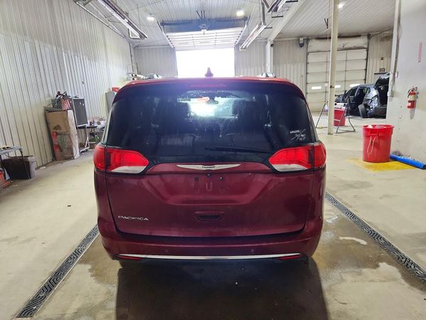 2025 CHRYSLER PACIFICA Touring L