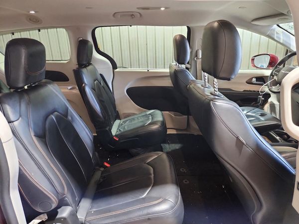 2025 CHRYSLER PACIFICA Touring L