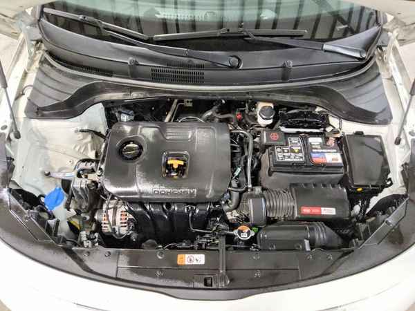 2021 KIA SOUL LX, S, X-Line — Engine bay