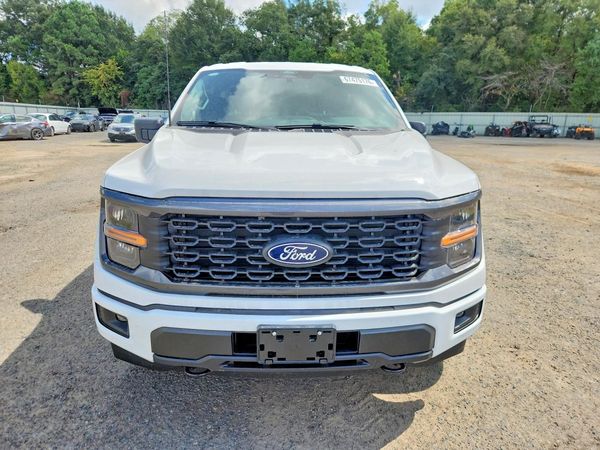 2026 FORD F150