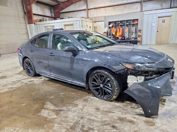 2026 TOYOTA CAMRY