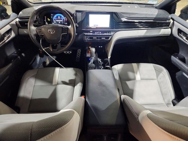 2026 TOYOTA CAMRY