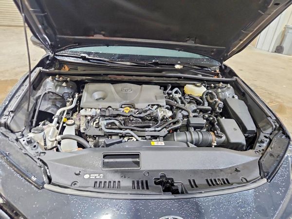 2026 TOYOTA CAMRY