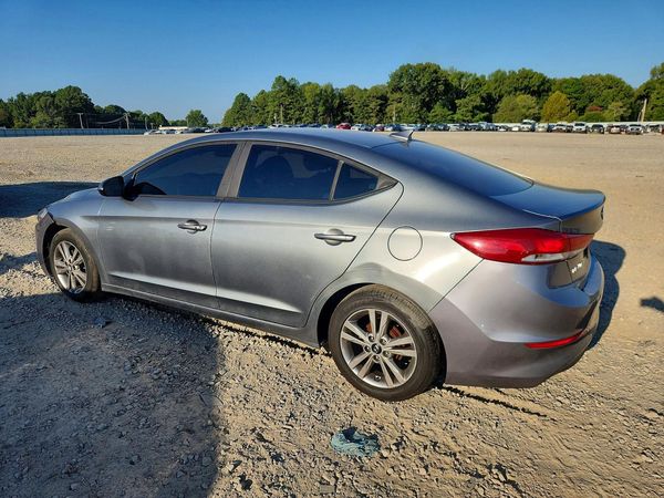2017 HYUNDAI ELANTRA