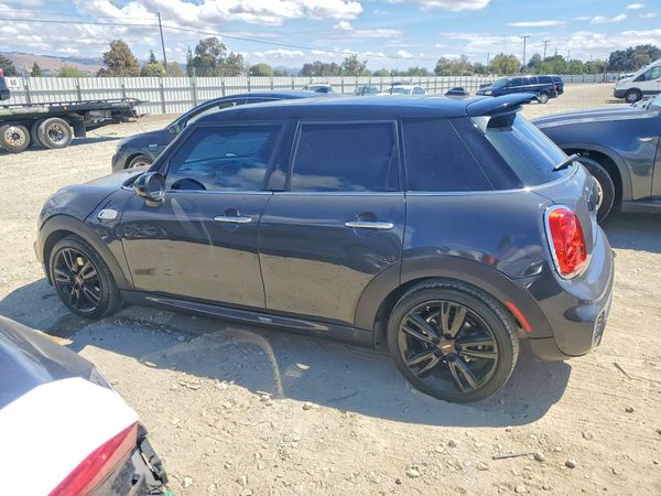 2015 MINI COOPER