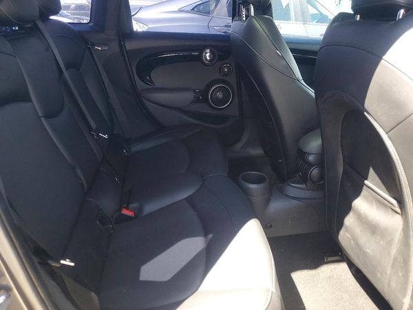2015 MINI COOPER