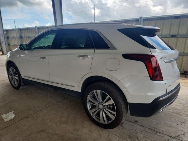 2024 CADILLAC XT5 Premium Luxury