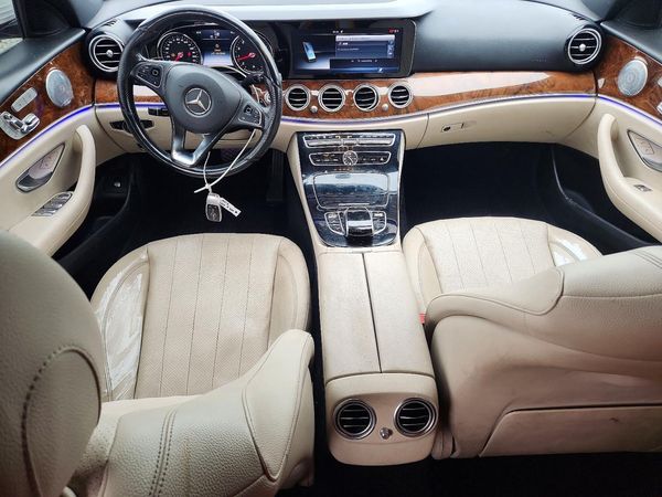 2017 MERCEDES-BENZ E