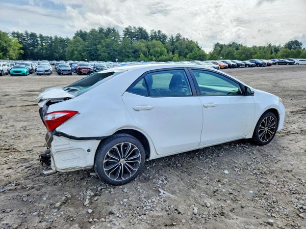 2015 TOYOTA COROLLA