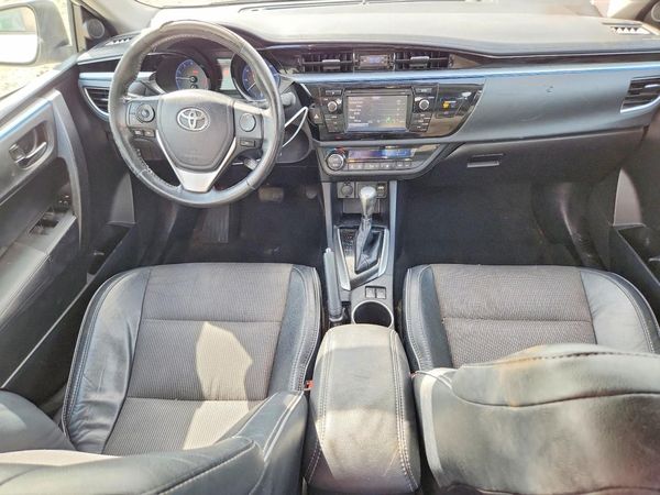 2015 TOYOTA COROLLA