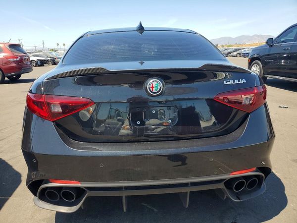 2018 ALFA ROMEO GIULIA QUADRIFOGLIO RWD — DIRR