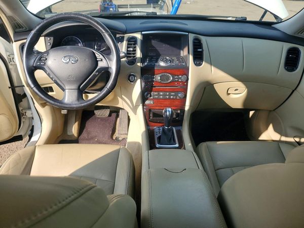 2016 INFINITI QX50