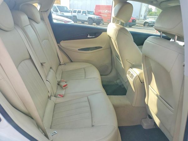 2016 INFINITI QX50