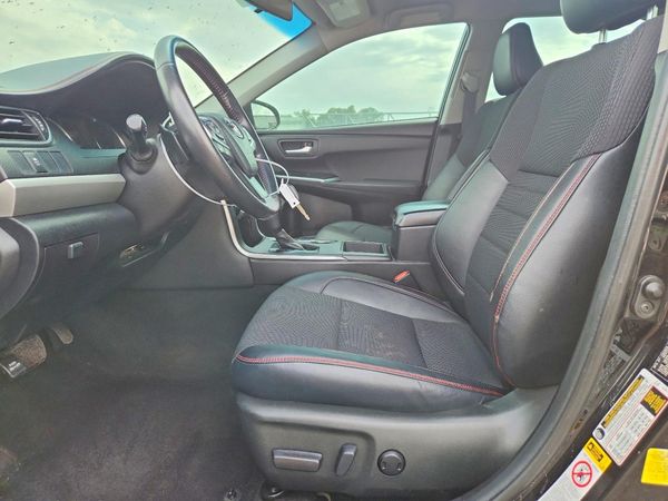 2016 TOYOTA CAMRY