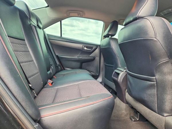 2016 TOYOTA CAMRY