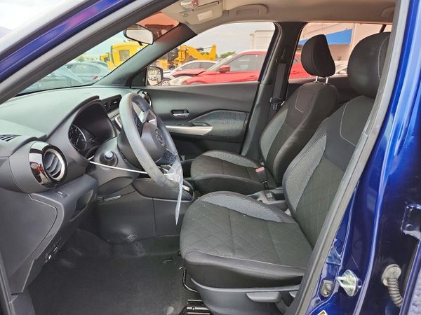2019 NISSAN KICKS