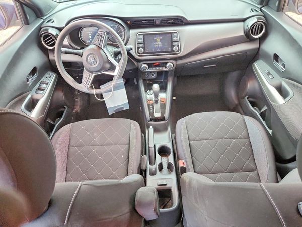 2019 NISSAN KICKS