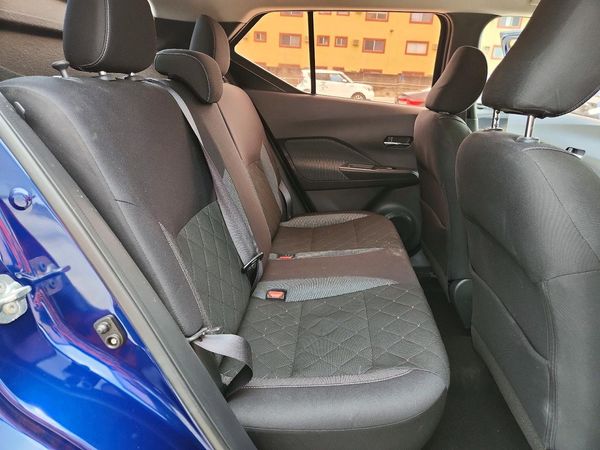 2019 NISSAN KICKS
