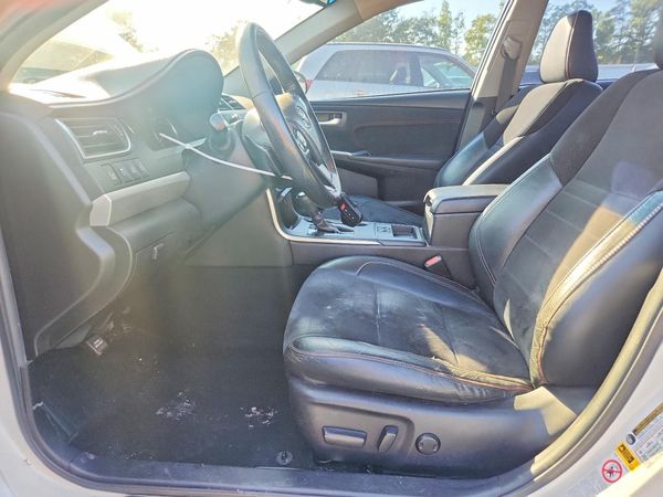 2015 TOYOTA CAMRY