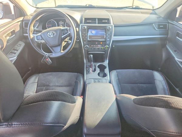 2015 TOYOTA CAMRY