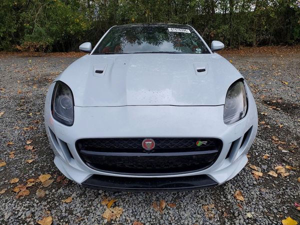 2016 JAGUAR F-TYPE R