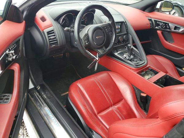 2016 JAGUAR F-TYPE R