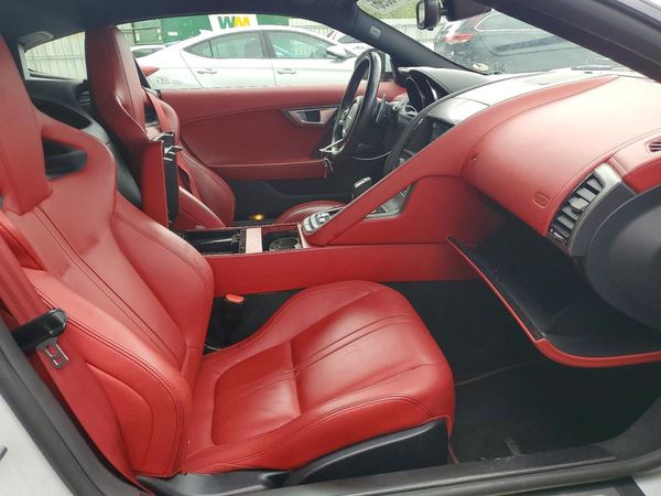 2016 JAGUAR F-TYPE R