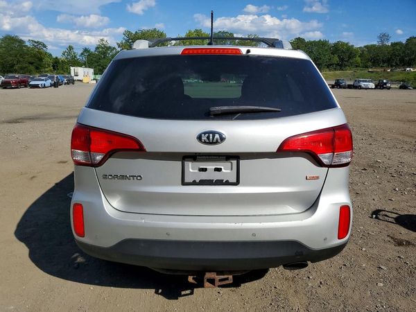 2015 KIA SORENTO GL