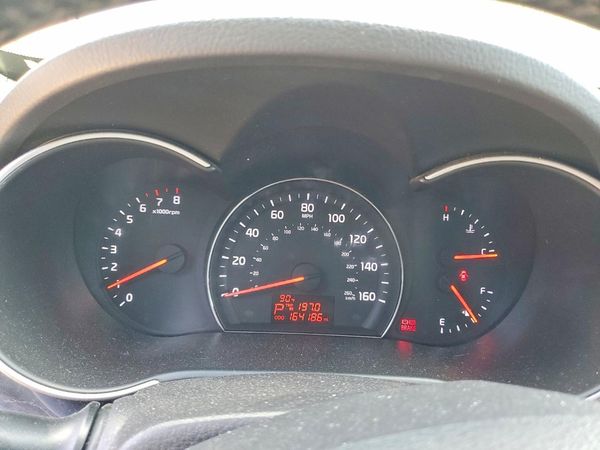 2015 KIA SORENTO GL