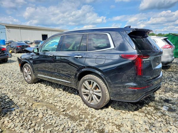 2021 CADILLAC XT6