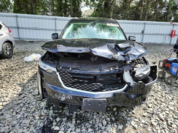 2021 CADILLAC XT6