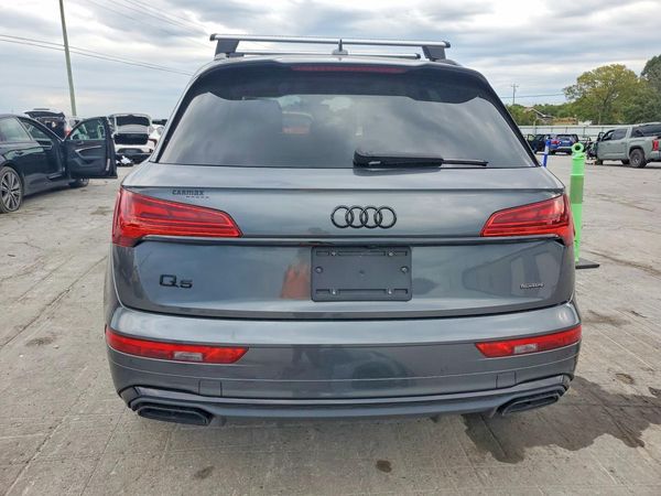 2022 AUDI Q5