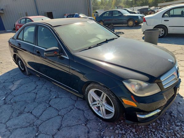 2013 MERCEDES-BENZ C C300
