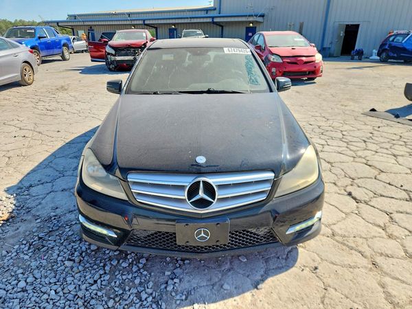 2013 MERCEDES-BENZ C C300