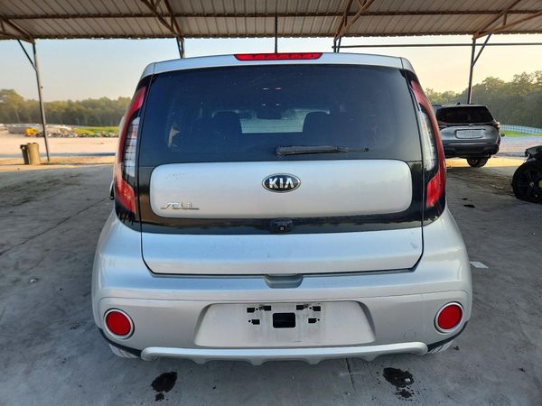 2018 KIA SOUL