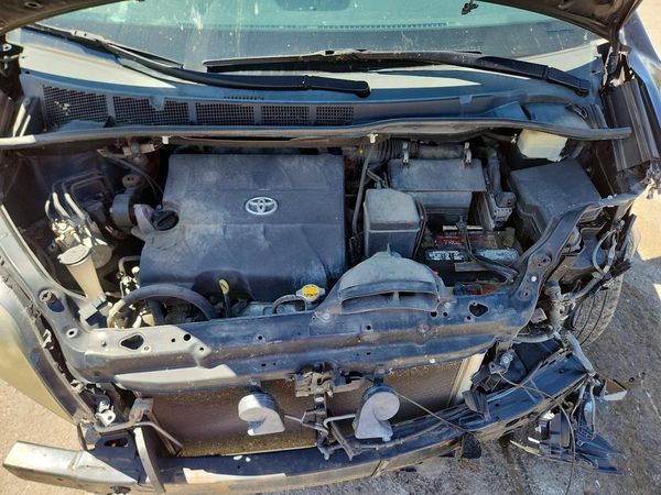 2015 TOYOTA SIENNA