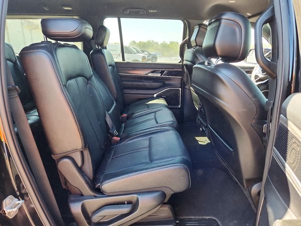 2024 JEEP WAGONEER