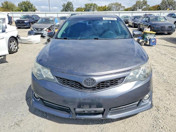 2013 TOYOTA CAMRY