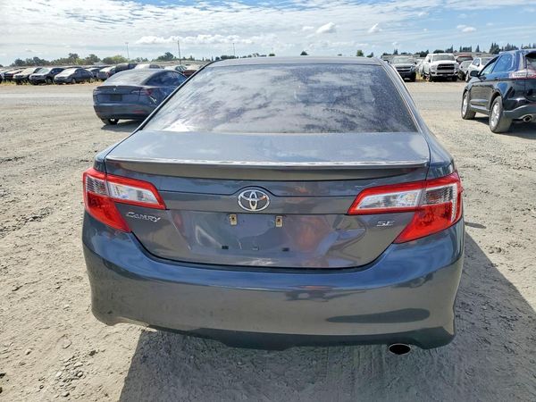 2013 TOYOTA CAMRY
