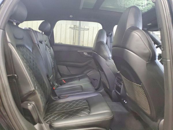 2020 AUDI SQ7 quattro Premium Plus