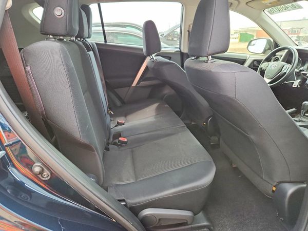 2018 TOYOTA RAV4 LE