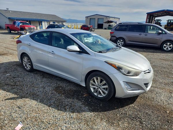2014 HYUNDAI ELANTRA GLS (Middle)