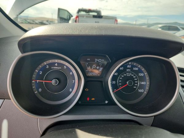 2014 HYUNDAI ELANTRA GLS (Middle)