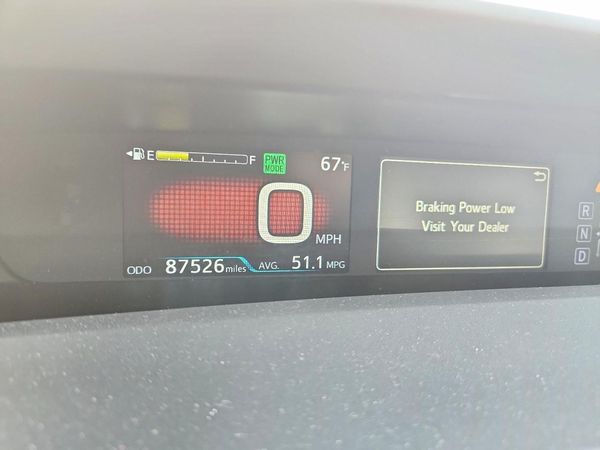2016 TOYOTA PRIUS