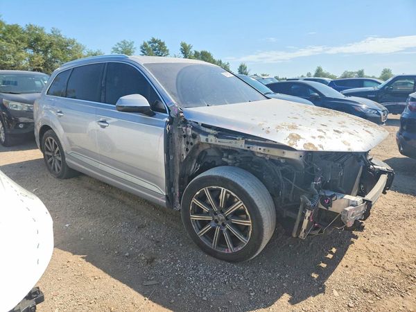 2018 AUDI Q7