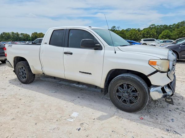 2017 TOYOTA TUNDRA SR/SR5