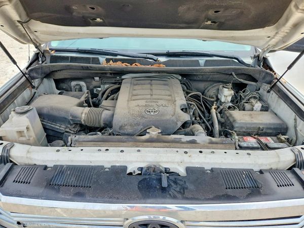 2017 TOYOTA TUNDRA SR/SR5
