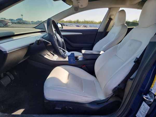 2021 TESLA MODEL 3
