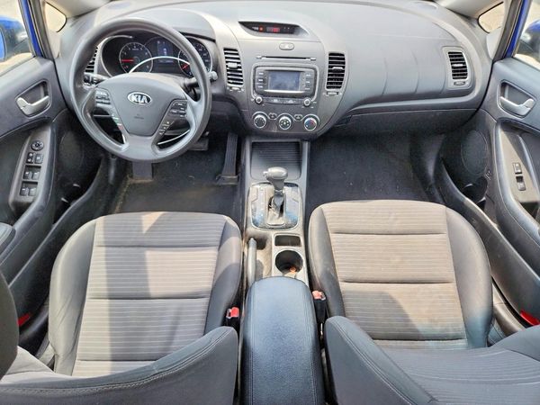 2017 KIA FORTE LX Popular, S