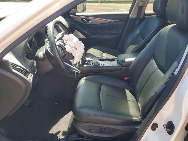 2017 INFINITI Q50